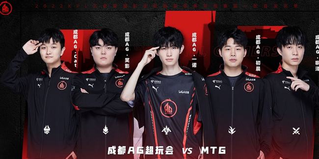 被禁赛教练回归，Heroic盼登上世界第一
